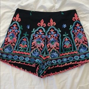 Luxxel shorts